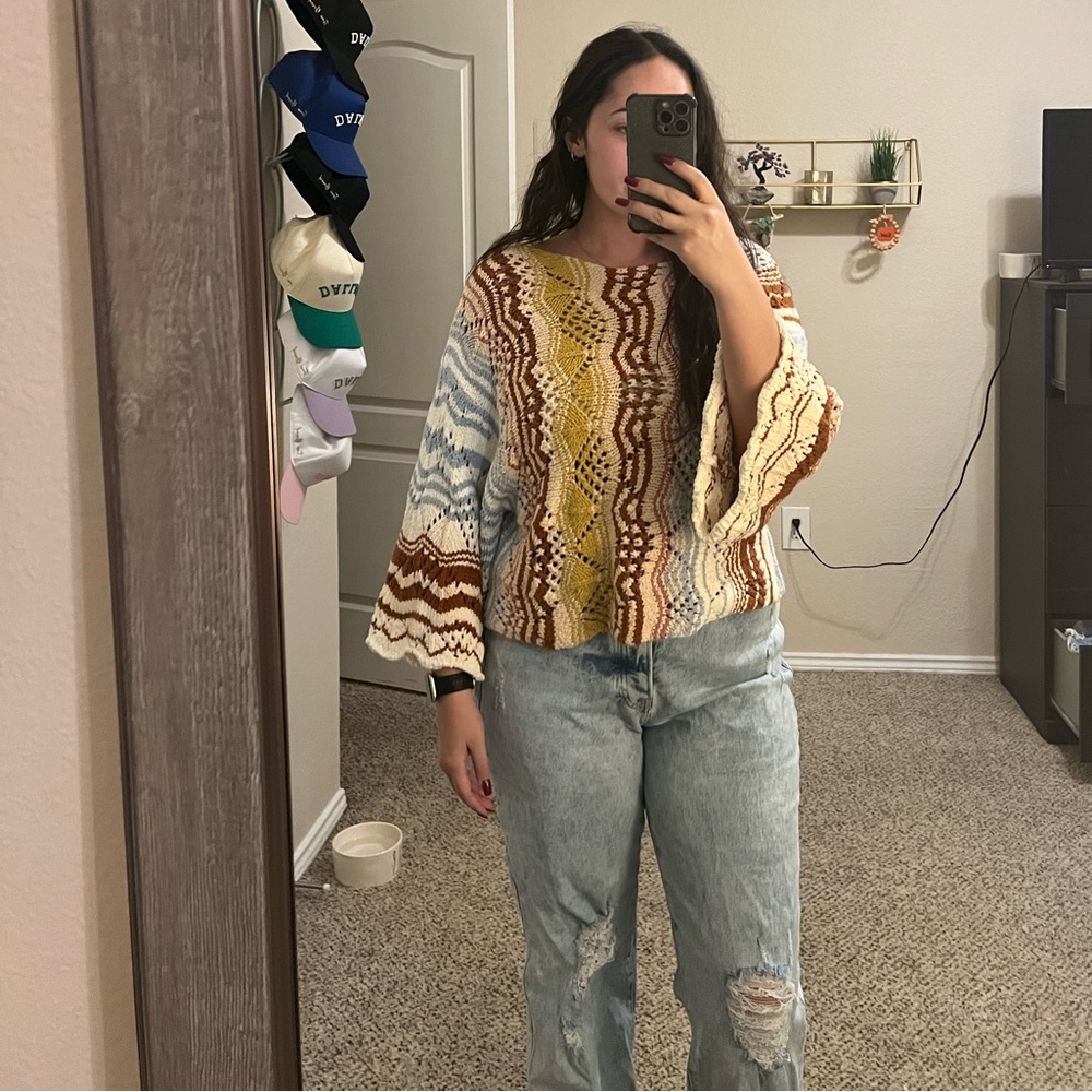 Buckle Gimmick Sweater ✨